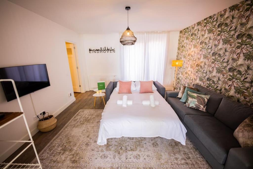 Elegant 2 Bedroom Apartment 75M2 - Sd23G ไอนด์โฮเวน ภายนอก รูปภาพ